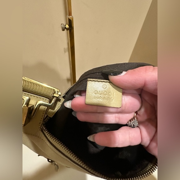 Gucci Canvas Tan 2-way Bag - Picture 6 of 11